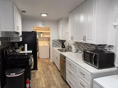 Kitchen - 7205 Oxford Dr, Pine Bluff, AR 71602 photo 1 of 2