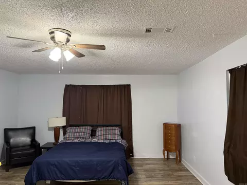 Bedroom - 7205 Oxford Dr, Pine Bluff, AR 71602 photo 2 of 3