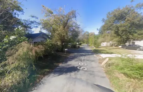 1211 S Birch St, Pine Bluff, AR 71603 photo 6