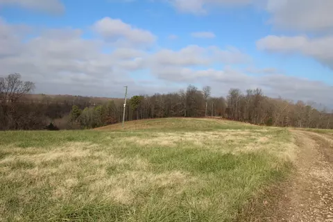 413 Impulse Ln, Yellville, AR 72687