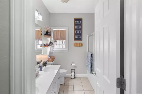 Bath - 12 Auston Ct, Cabot, AR 72023 photo 1 of 4