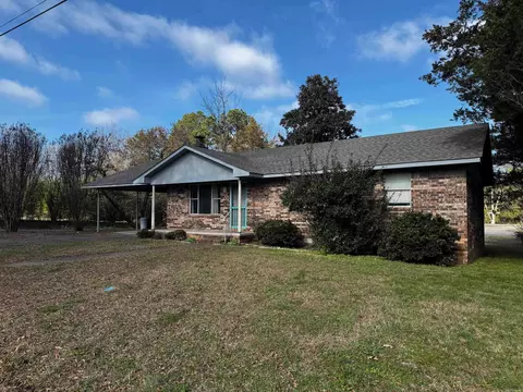 714 W Kraus St, Clarksville, AR 72830