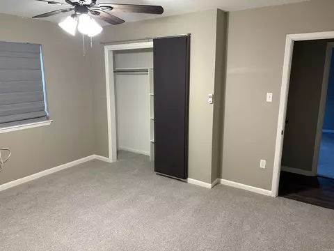 Bedroom - 7 Riviera, Conway, AR 72034 photo 5 of 7