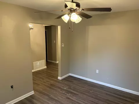Living - 7 Riviera, Conway, AR 72034 photo 3 of 3