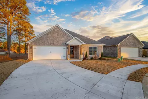 Exterior - 5012 Skilling Cv, Benton, AR 72019 photo 2 of 9