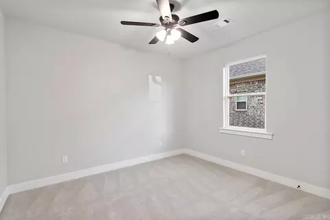 Bedroom - 5012 Skilling Cv, Benton, AR 72019 photo 4 of 4