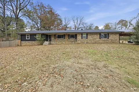 621 Kenwood Rd, Benton, AR 72019