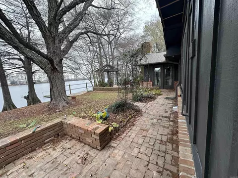 Exterior - 849 Hwy 212, Dumas, AR 71639 photo 4 of 10