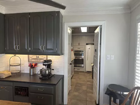 Kitchen - 849 Hwy 212, Dumas, AR 71639 photo 4 of 8