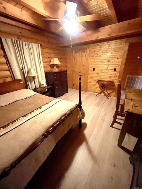 Bedroom - 6 Holley Rd, Edgemont, AR 72044 photo 1 of 3