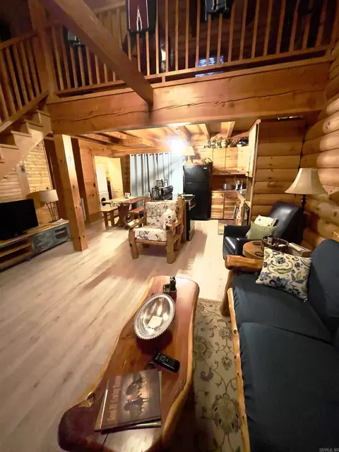 Living - 6 Holley Rd, Edgemont, AR 72044 photo 1 of 3