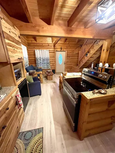 Kitchen - 6 Holley Rd, Edgemont, AR 72044 photo 1 of 4