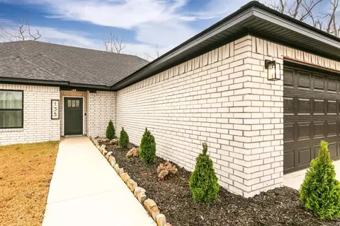 Exterior - 135 Corbin Cir, Cabot, AR 72023 photo 4 of 8