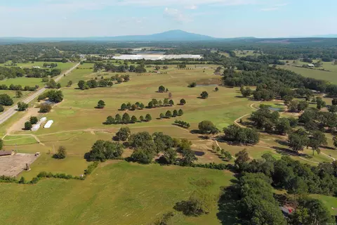 2310 E Highway 10 Hwy, Booneville, AR 72927