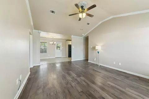 49 Castleton Dr, Ward, AR 72176 photo 4