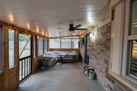 Exterior - 212 Aztec Dr, Searcy, AR 72143 photo 3 of 10