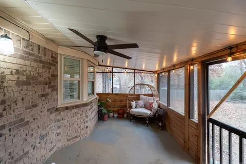 Exterior - 212 Aztec Dr, Searcy, AR 72143 photo 2 of 10