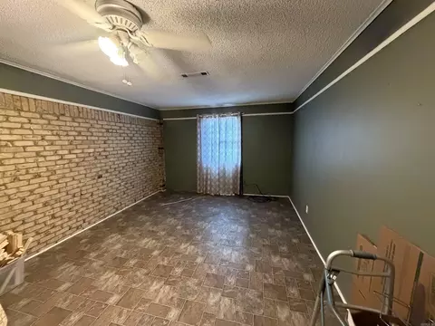 2315 Oakwood Rd, Pine Bluff, AR 71603 photo 14