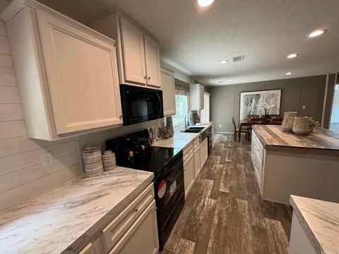 7381 Mars Hill Rd, Bauxite, AR 72011 photo 16