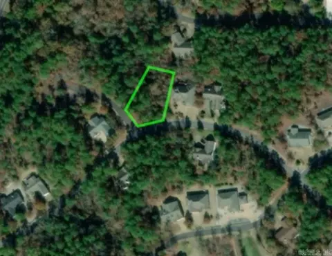 1 Veranillo Ln, Hot Springs Village, AR 71909