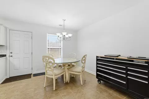Dining - 302 Derek Ct, Alexander, AR 72002 photo 1 of 2