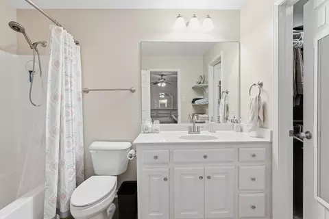 Bath - 302 Derek Ct, Alexander, AR 72002 photo 3 of 3