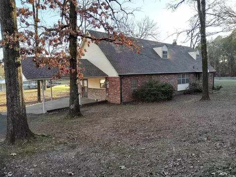 220 Beachview Cir, Hot Springs, AR 71913