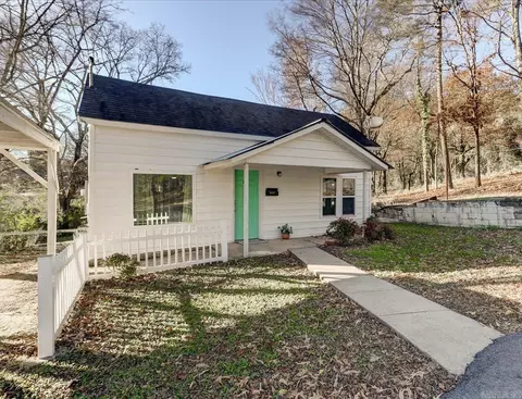 503 Beard St, Hot Springs, AR 71913