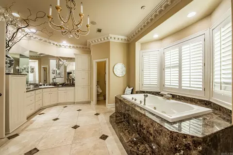 Bath - 39 Greystone Blvd, Cabot, AR 72023 photo 1 of 8