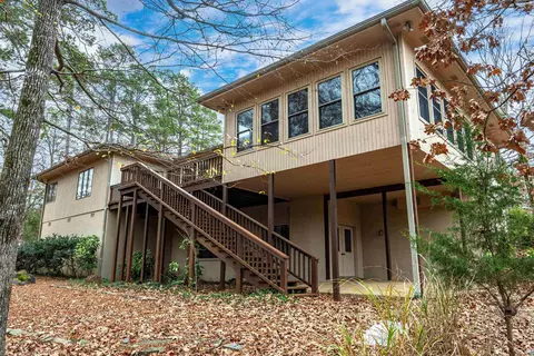 2 Resplandor Pl, Hot Springs Village, AR 71909