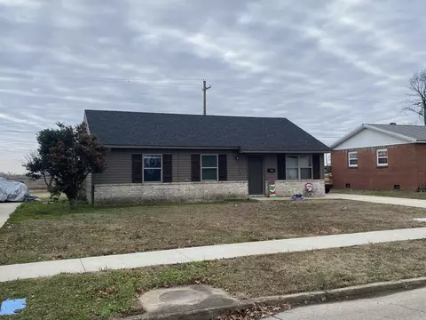 1201 Mulberry Dr, Trumann, AR 72472