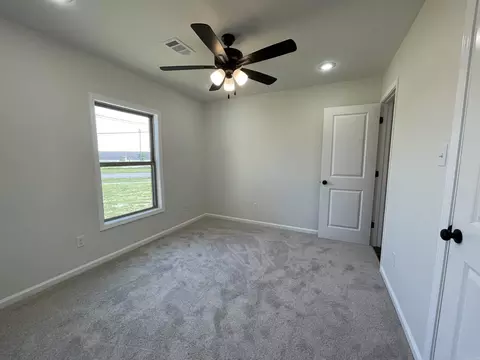 Bedroom - 514 Maple, Trumann, AR 72472 photo 3 of 4
