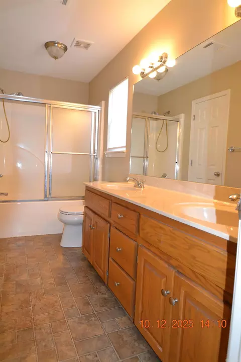Bath - 3418 Lacross Dr, Bryant, AR 72022 photo 4 of 5