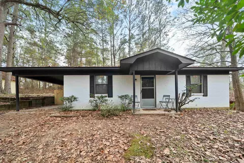 1613 Oconnell St, Arkadelphia, AR 71923