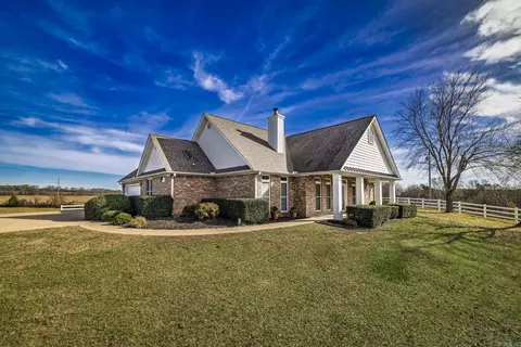 2356 Fendley Rd, Bismarck, AR 71929