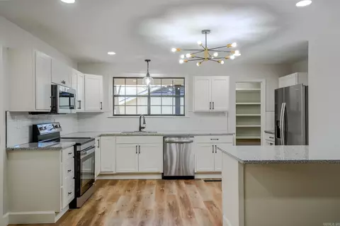725 Forest Ln, Benton, AR 72019 photo 11
