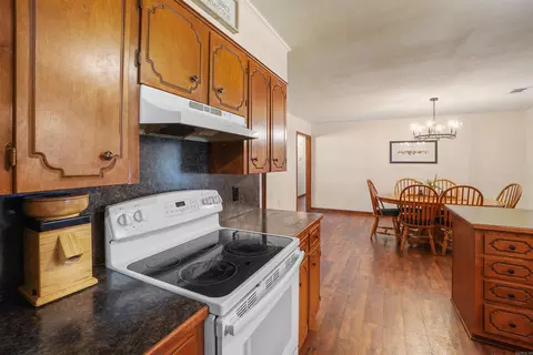 Kitchen - 1801 Pinewood Cv, Beebe, AR 72012 photo 2 of 2