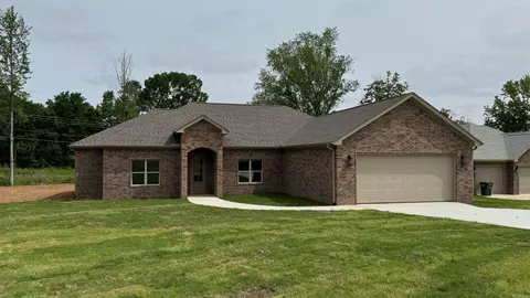 130 Petronia, Hot Springs, AR 71913