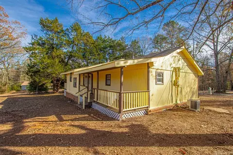 Exterior - 8608 Hicks Rd, Mabelvale, AR 72103 photo 7 of 10