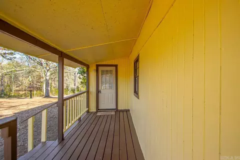 Exterior - 8608 Hicks Rd, Mabelvale, AR 72103 photo 8 of 10