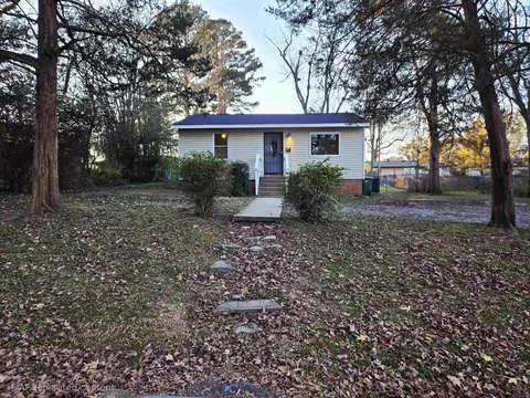 51 Hill Ln, Little Rock, AR 72209