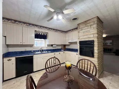 Kitchen - 111 Clay 137 Rd, Corning, AR 72422 photo 2 of 3