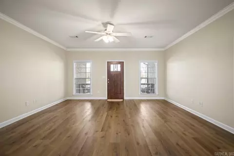Living - 13 Loyal Ln, Greenbrier, AR 72058 photo 1 of 3