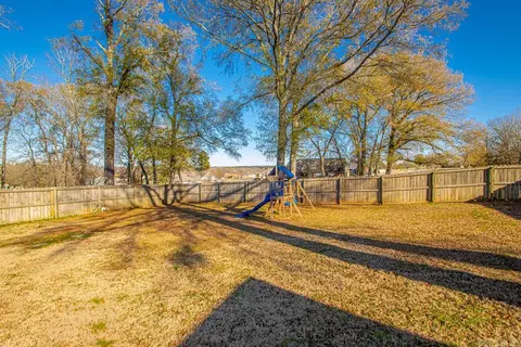 Exterior - 13 Loyal Ln, Greenbrier, AR 72058 photo 8 of 12
