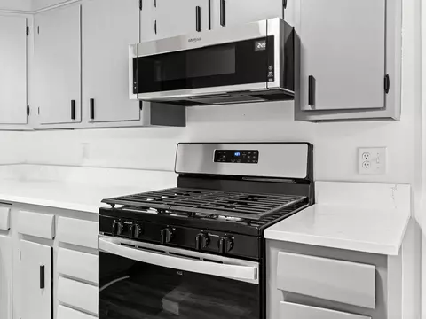 Kitchen - 206 N Elm St, Beebe, AR 72012 photo 2 of 3