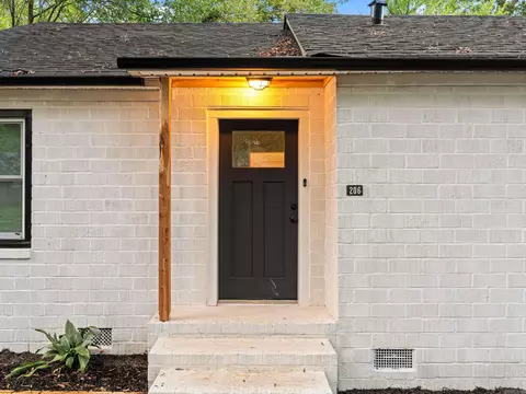 Exterior - 206 N Elm St, Beebe, AR 72012 photo 3 of 13