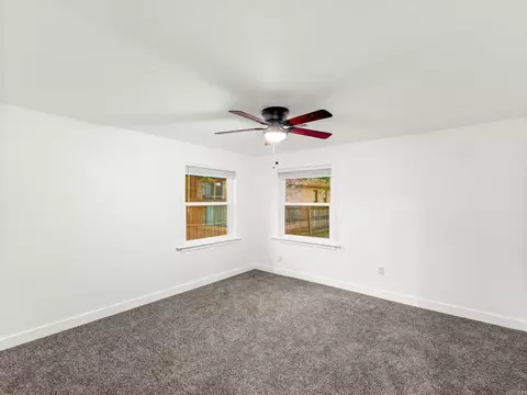Bedroom - 206 N Elm St, Beebe, AR 72012 photo 2 of 5