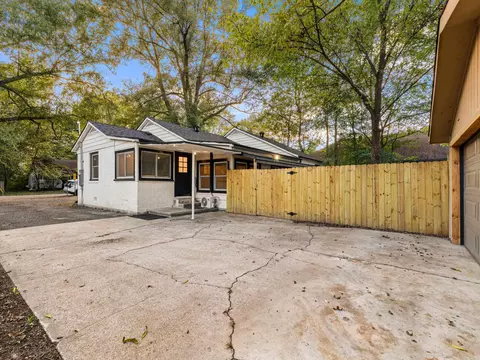 Exterior - 206 N Elm St, Beebe, AR 72012 photo 6 of 13