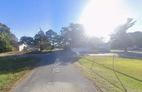 2001 W 16th Ave, Pine Bluff, AR 71603 photo 2