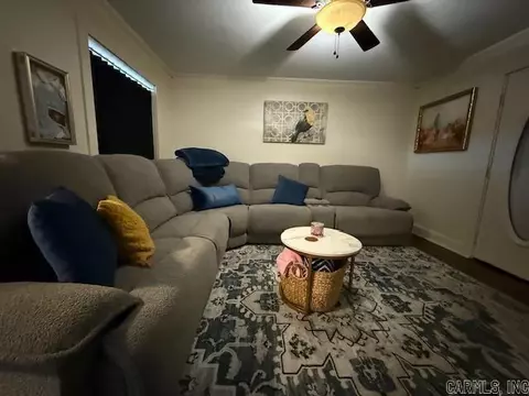 Living - 1011 E Highland Ave, Malvern, AR 72104 photo 1 of 1